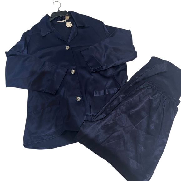 Victoria's Secret Navy Satin Pajama Set Long Sleeve & Long Pant Sz L NWT - Picture 1 of 10